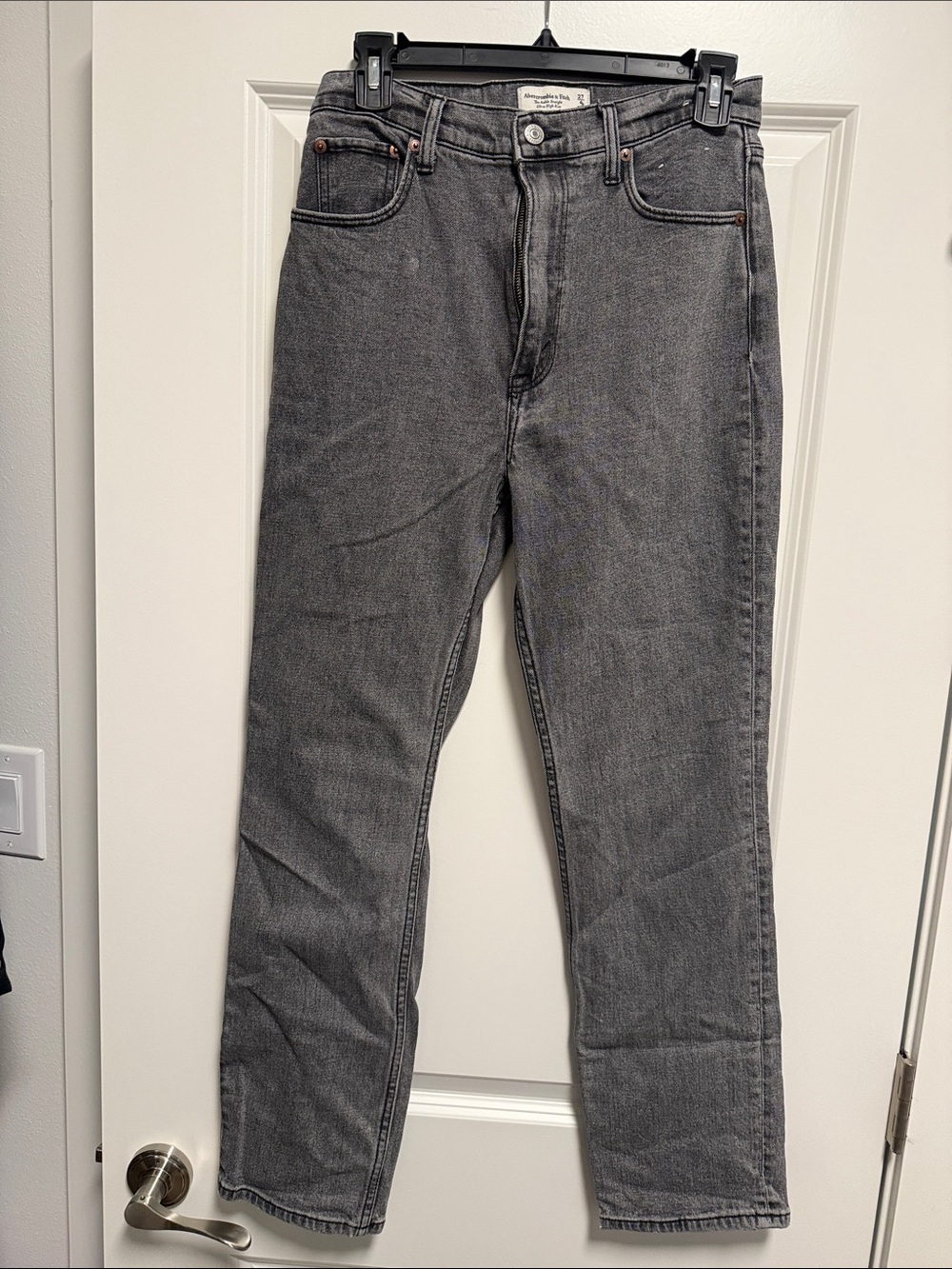 Abercrombie & Fitch Ankle Straight Jeans Ultra High Rise Gray
